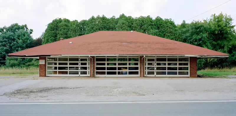 Lees Farmstand — a photograph by Willard Traub.